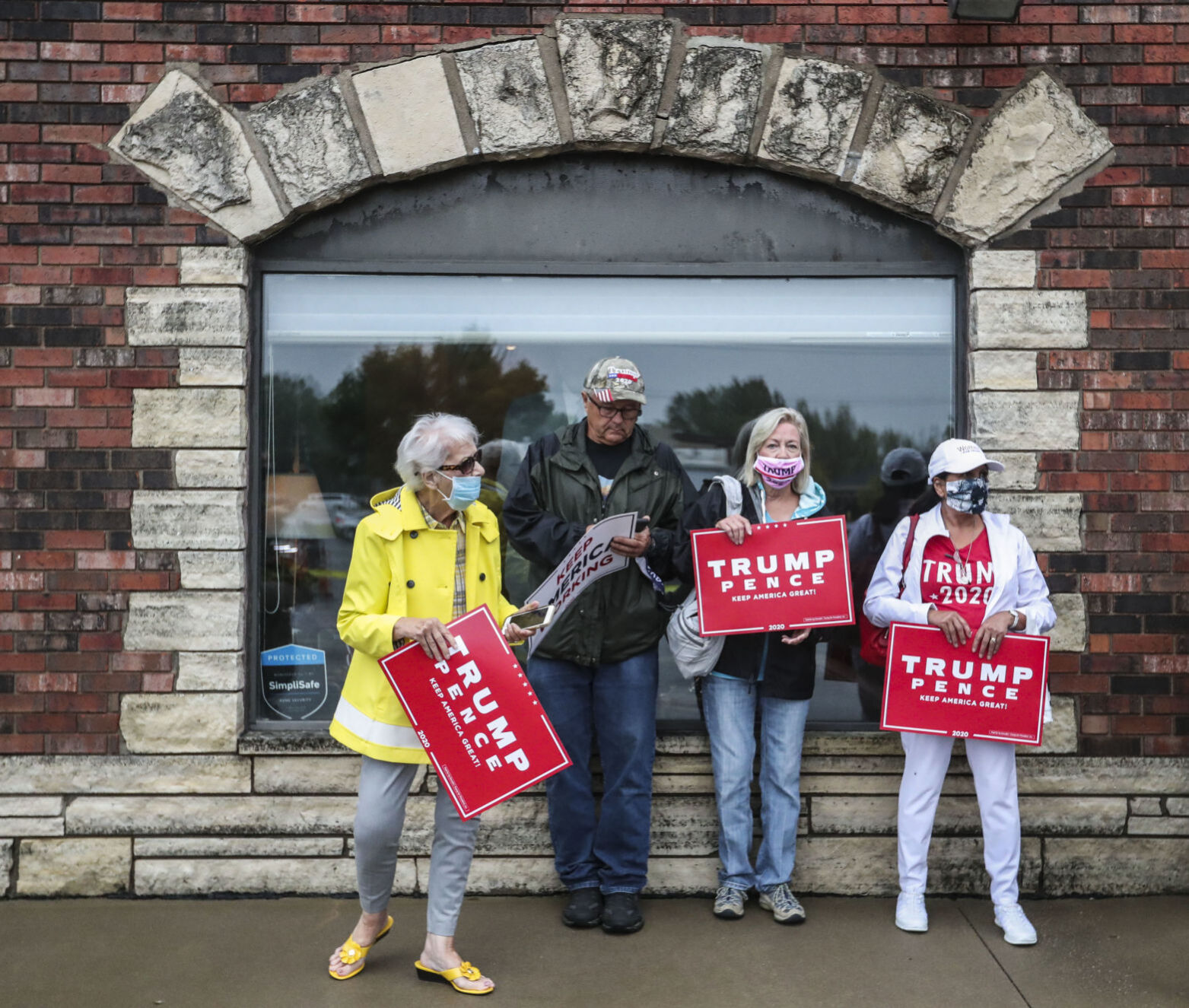 091220-qc-nws-trump-15.JPG